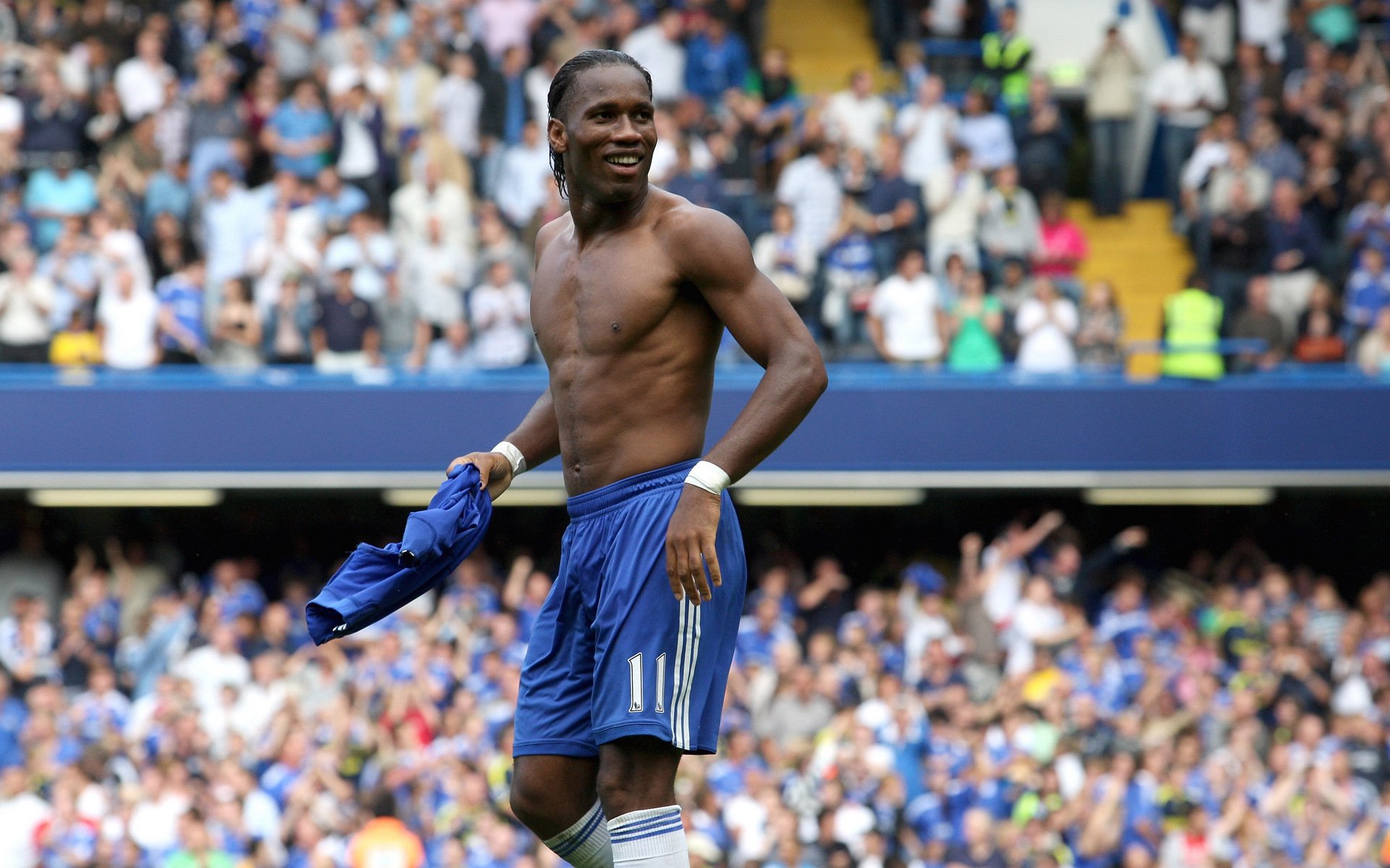 巴萨门将出击失手,赫塔菲取得领先,西甲巴萨对赫塔菲